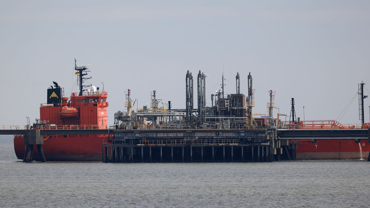 The Eco Invictus LPG tanker docked at a landing terminal at the HES Wilhelmshaven Tank Terminal, operated by HES International BV, in Wilhelmshaven, Germany, on Wednesday, Sept. 7, 2022. Germany has been racing to fill gas storage facilities to prepare for the winter, but Gazprom's decision not to reactivate Nord Stream after maintenance last week has raised the prospect of gas rationing this winter. Photographer: Krisztian Bocsi/Bloomberg via Getty Images