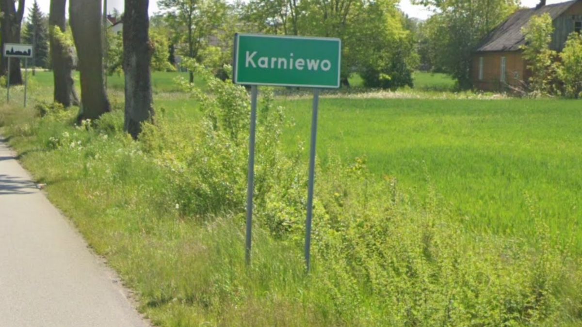 Mieszkał z ciałem ojca.