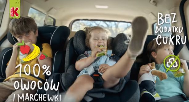 Dziecięce swawole w reklamie musów Kubusia
