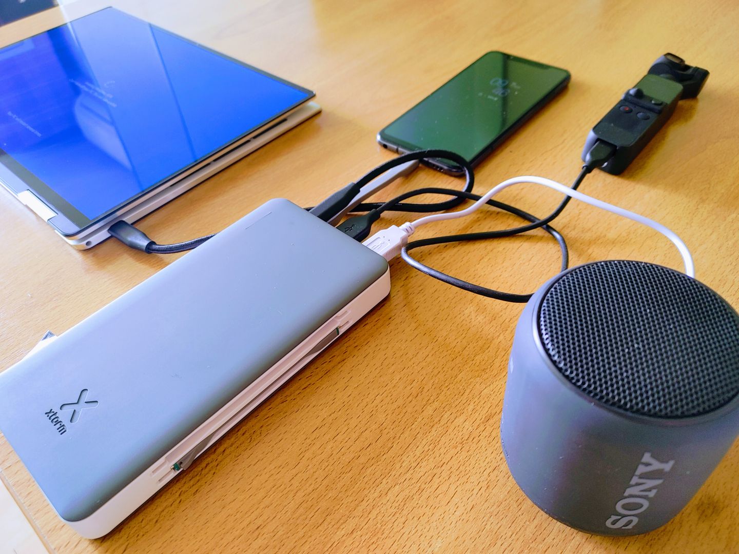 Xtorm Tytan. Powerbank do zadań specjalnych. Recenzja 1