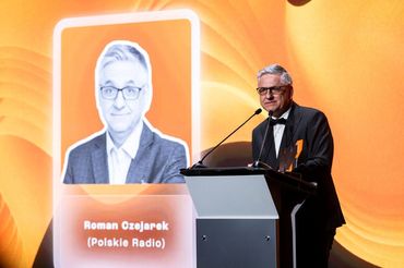 Roman Czejarek podczas gali Wirtuale 2025