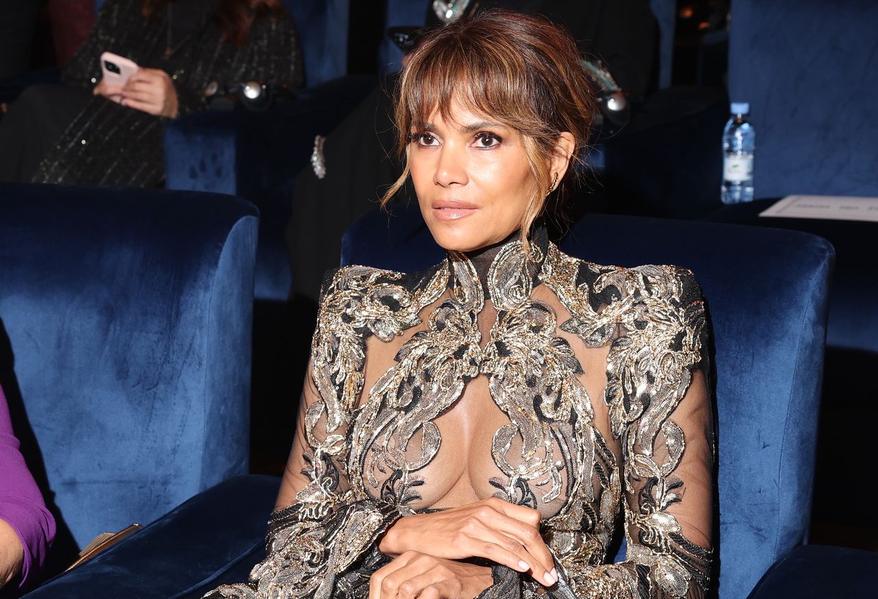 Halle Berry's eerie bath scene on Instagram stirs fans' curiosity