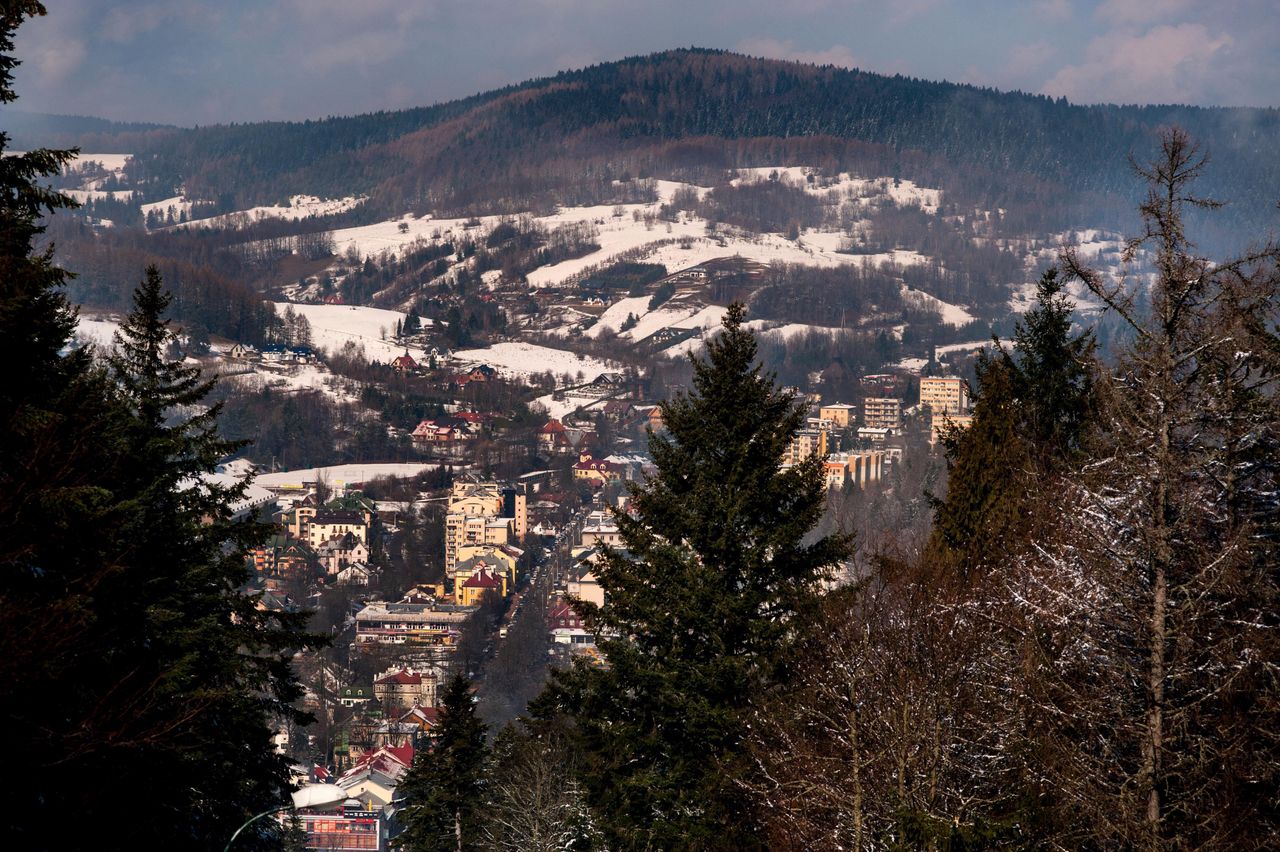 Krynica Zdroj, 06.03.2020. Krynica Gorska, widok na miasto z Gory Parkowej.