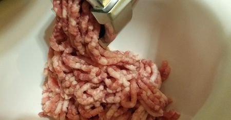 Ulubione mięso Polaków. Jeden błąd i zaczyna działać jak trucizna