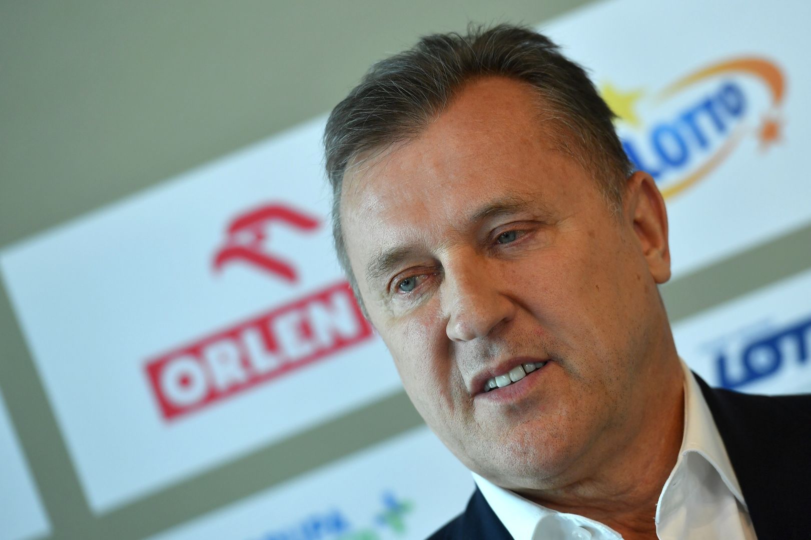 Warszawa, 07.04.2022. Prezes Polskiego Związku Piłki Nożnej Cezary Kulesza podczas inauguracji Rządowego Programu Klub przez krajowego operatora - Ludowe Zespoły Sportowe, 7 bm. w Warszawie. Celem programu jest wsparcie małych i średnich klubów sportowych. (gj) PAP/Piotr Nowak