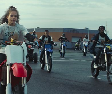 Sama przeciw złu tego świata. Życiowe i motocyklowe rodeo