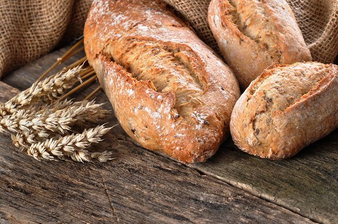 Zrób domowy chleb! Jaki wypiekacz do chleba kupić?