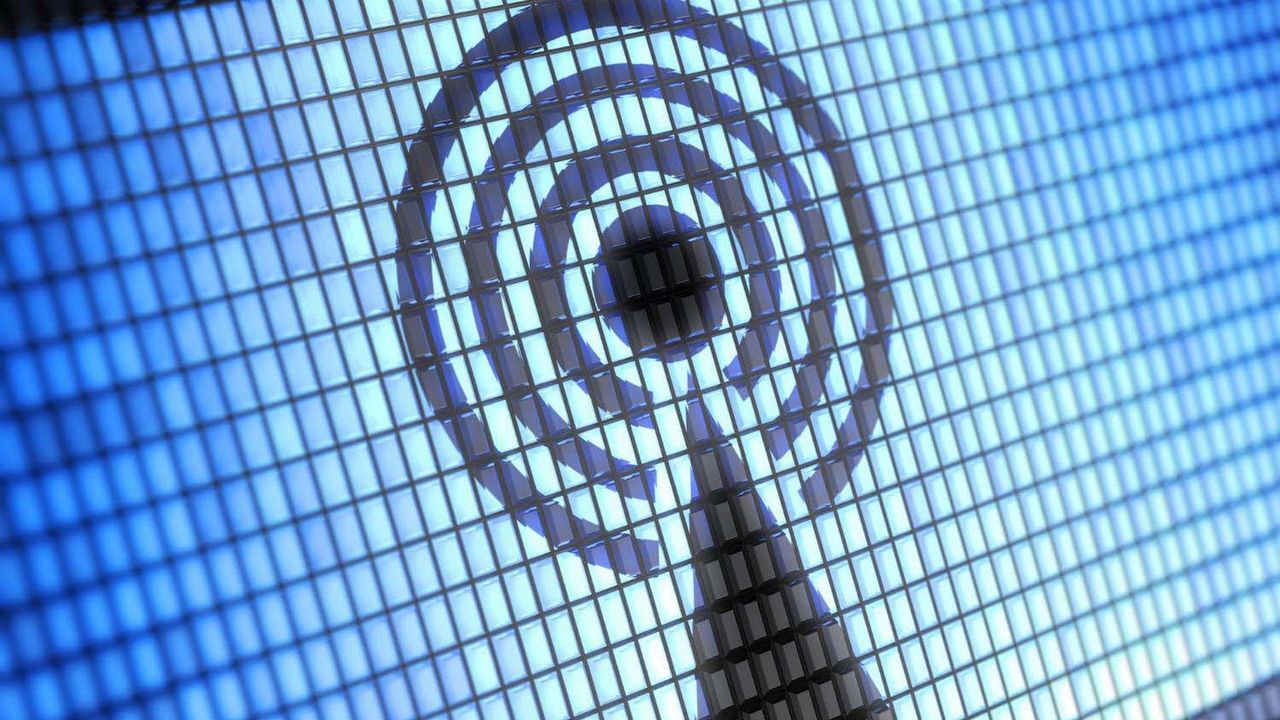 Aby ściągnąć abonament RTV podsłuchają prywatne sieci Wi-Fi