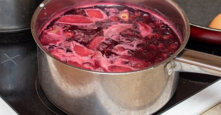 W PRL-u zajadali się nim wszyscy. Jest jak plaster na jelita