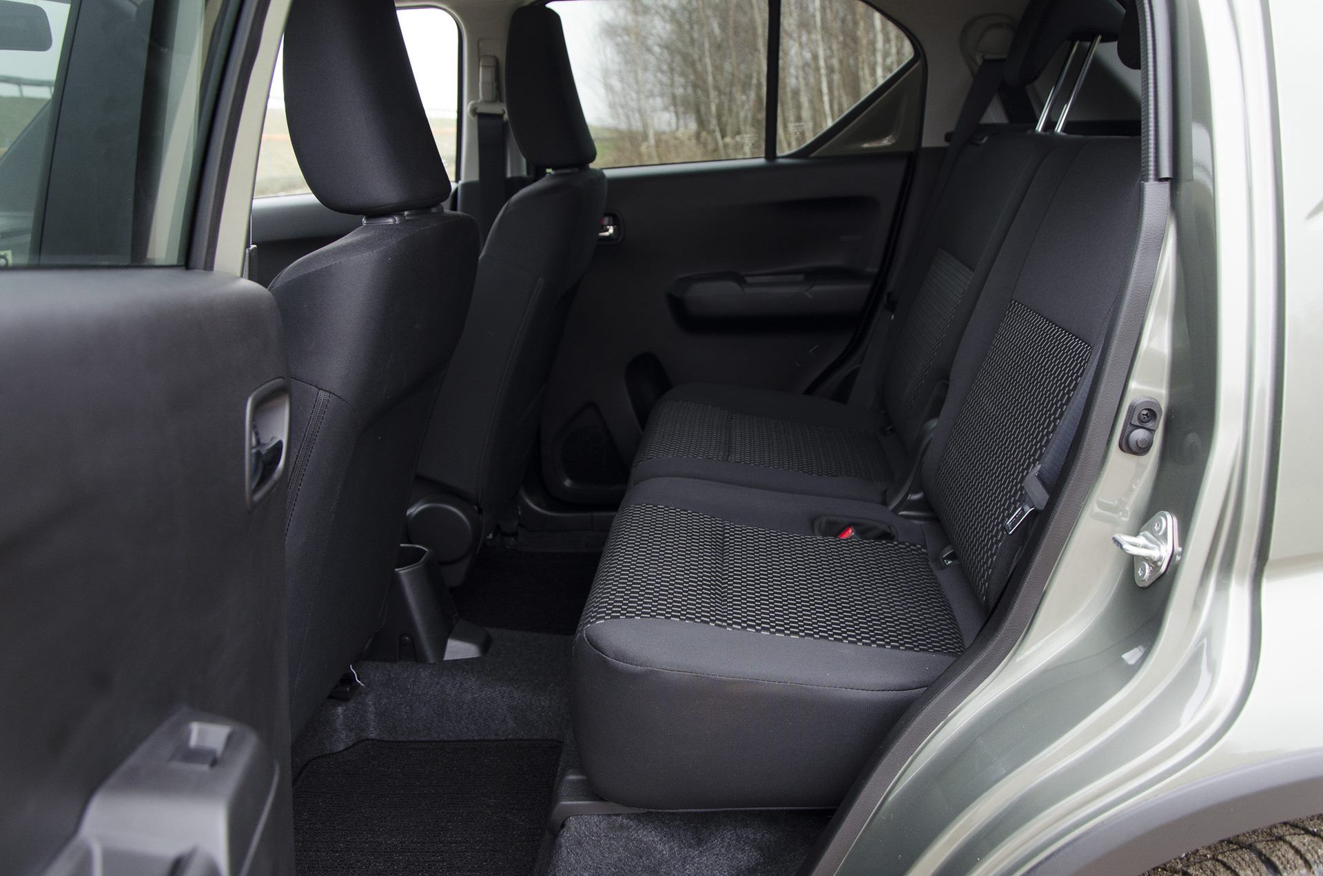 Suzuki Ignis i Toyota Yaris Cross