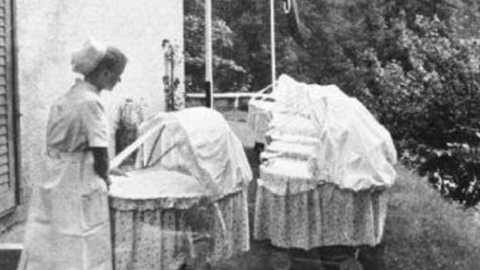 Dzieci urodzone w ośrodku Lebensborn