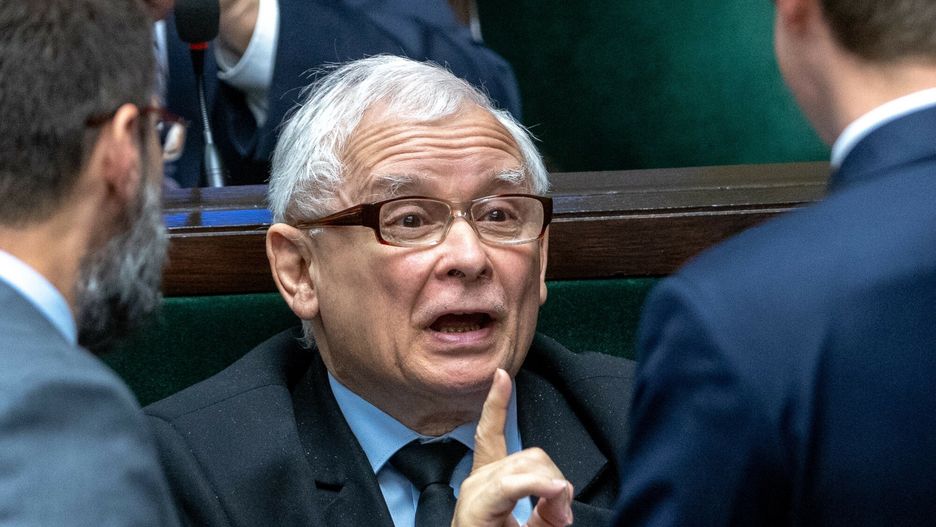 reporter_baza_2022-05
12.05.2022   Warszawa Sejm 54. posiedzenie Sejmu IX kadencji   fot. Andrzej Iwanczuk/REPORTER
N/z: Jaroslaw Kaczynski
N/z: Radoslaw Fogiel, Jaroslaw Kaczynski, Sebastian Kaleta
Andrzej Iwanczuk/REPORTER