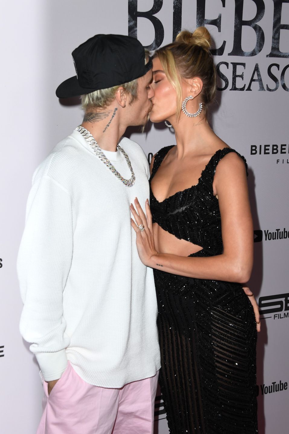 Hailey Bieber 
