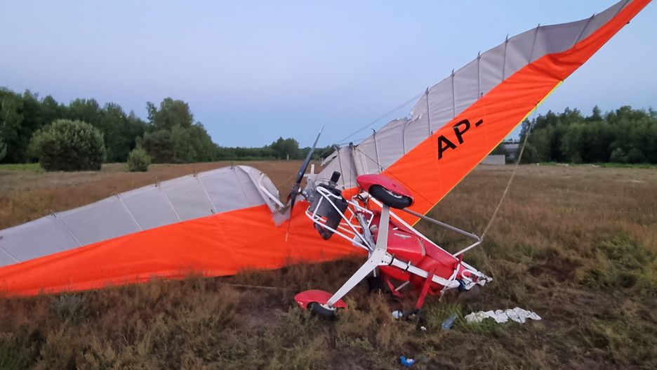 Motolotnia spadła na ziemię