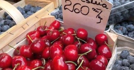 O co tu chodzi?! Cena za kilogram czereśni wgniata w fotel