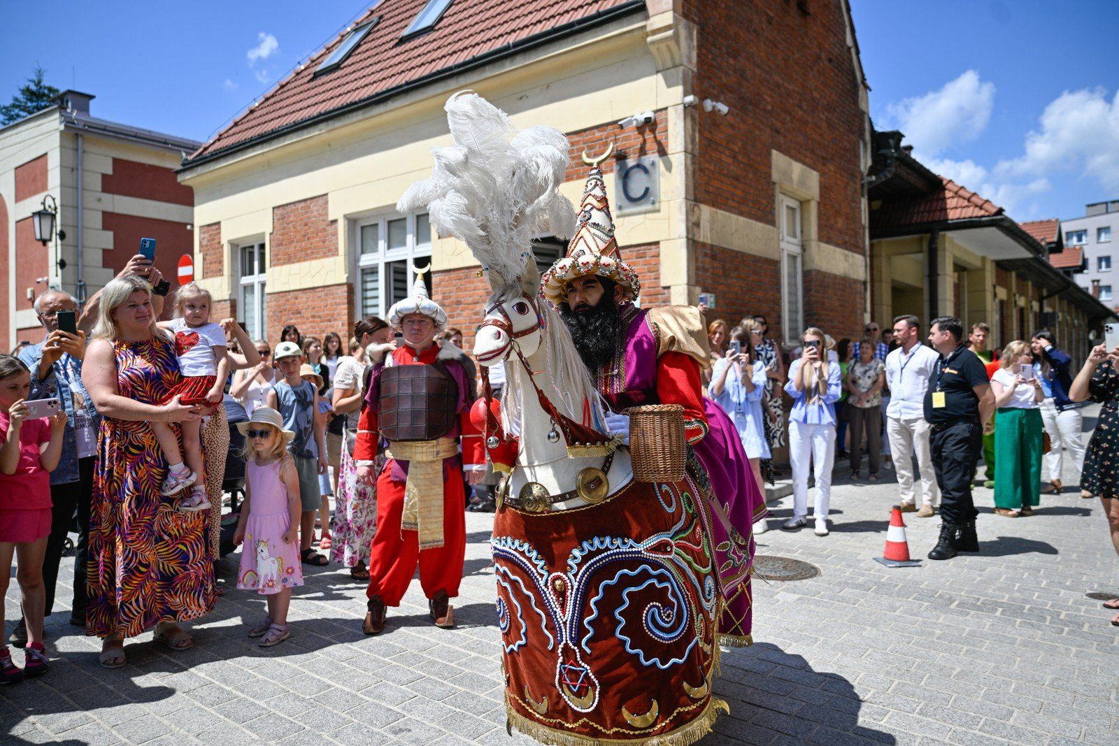uczestnicy pochodu Lajkonika 2025