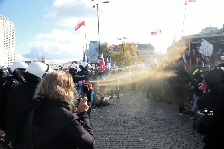 Gorąco w Warszawie. Protest przedsiębiorców. Jesteśmy na miejscu [LIVE]