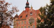 Jak działa urząd gminy? Sprawdź, czy wiesz, odkrywając 19 haseł