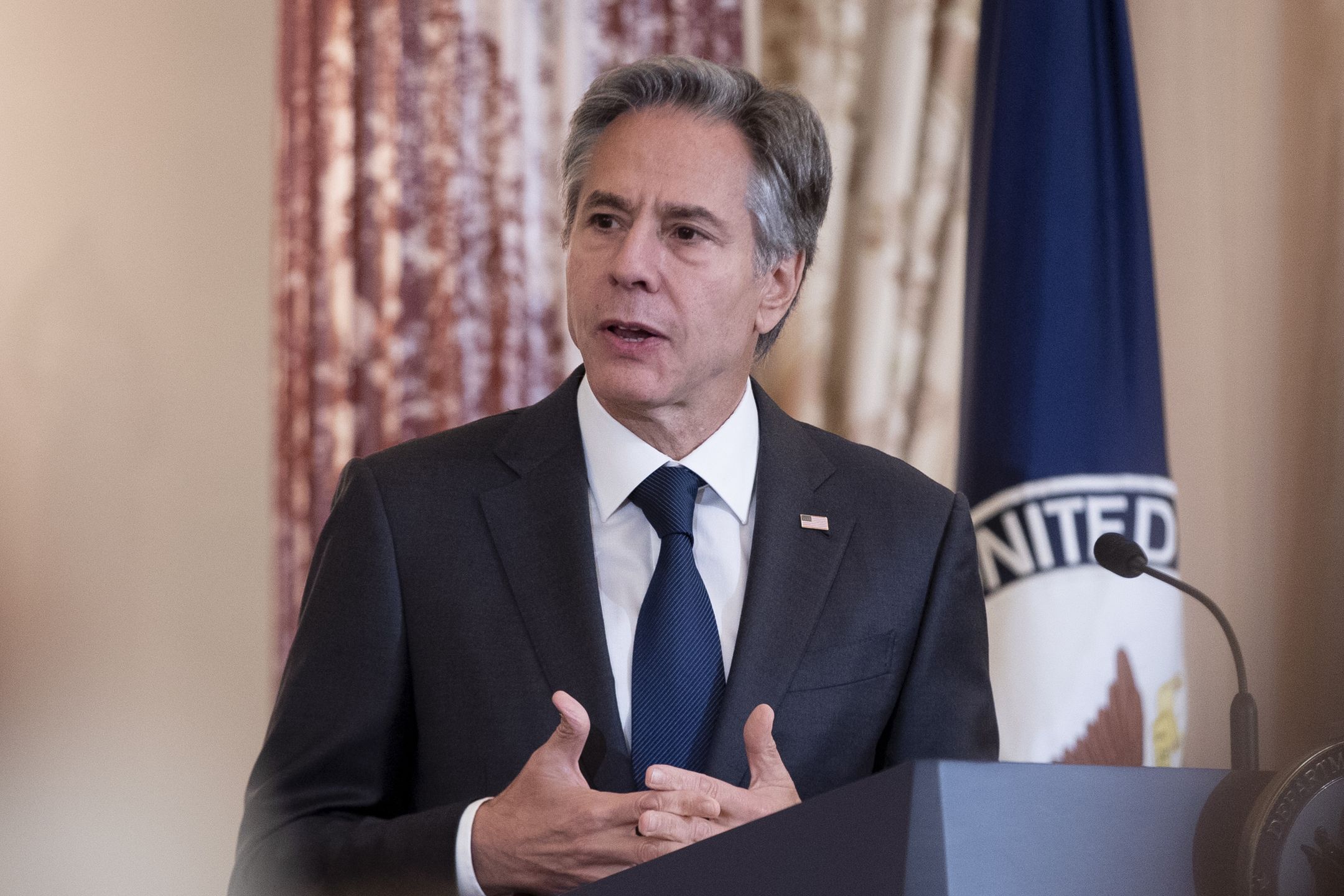 US Secretary of State Antony Blinken delivers remarks to commemorate the 10th anniversary of TechWomen, the State Department's premier exchange program for women in STEM, in the Ben Franklin room of the State Department in Washington, DC, USA, 24 October 2022. EPA/MICHAEL REYNOLDS Dostawca: PAP/EPA.