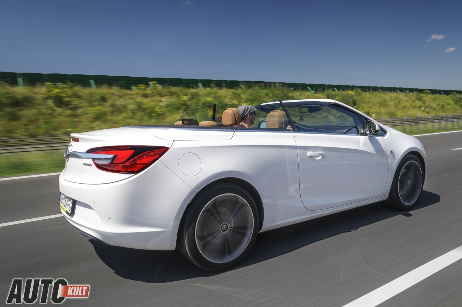 Opel Cascada 1,6 Turbo w trasie - samochodem na wakacje [galeria] 5