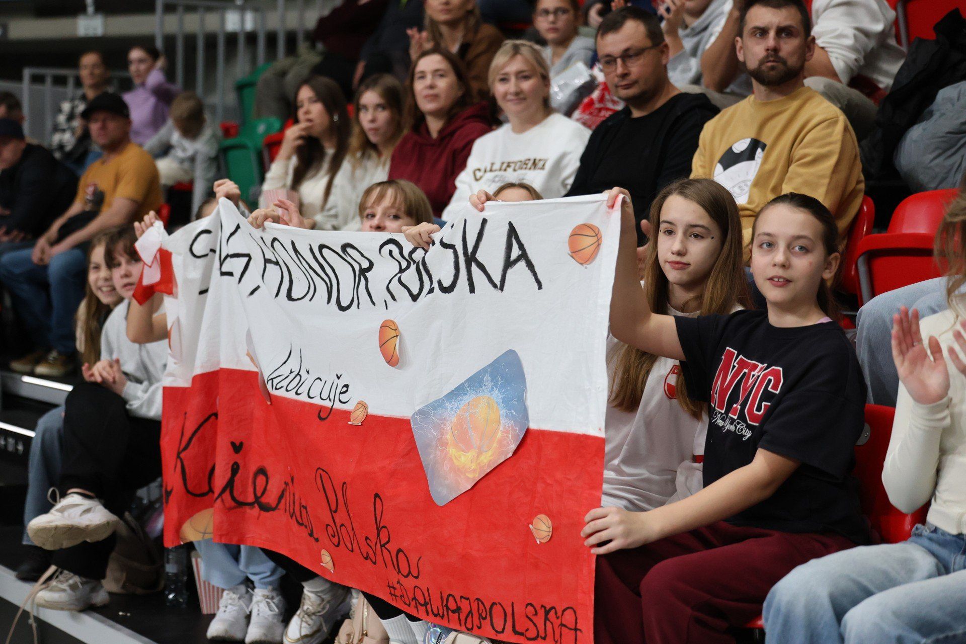 15.11.2025 r. Mecz kwalifikacji EuroBasketu 2027 kobiet Polska - Rumunia w Arenie Sosnowiec.