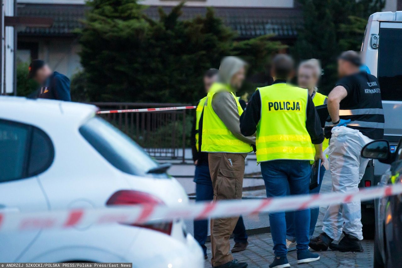 Tragiczne wieści z Poznania. "Sąsiada zaniepokoiły ślady na drzwiach"