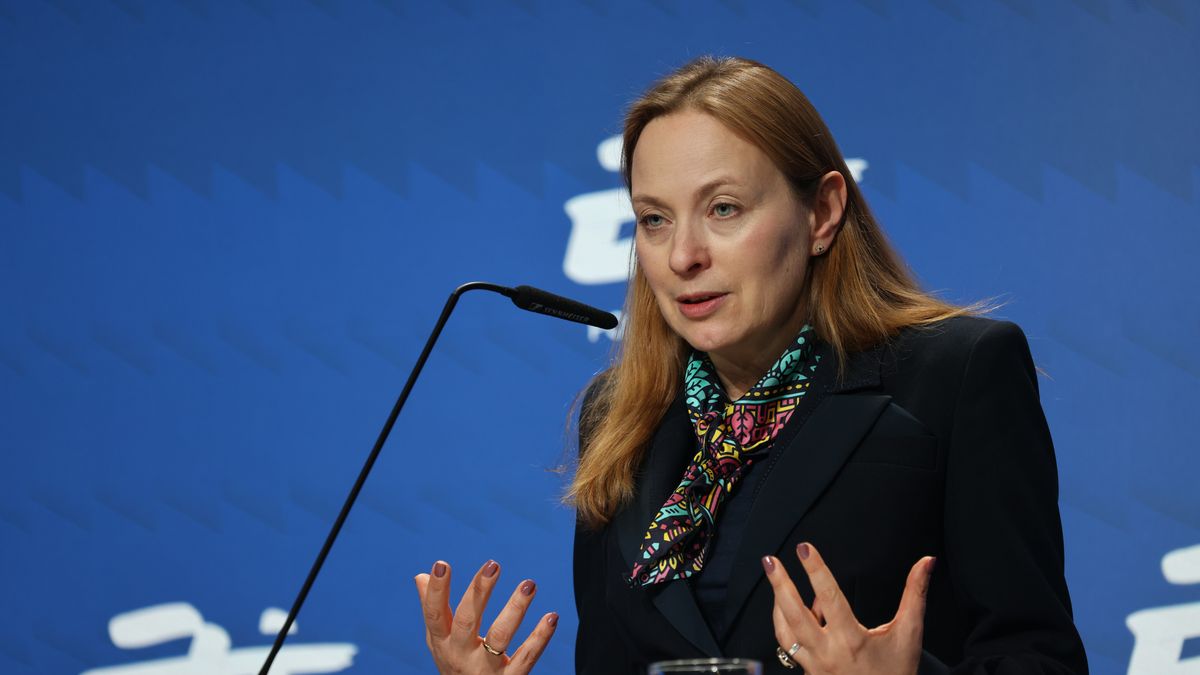 Minister funduszy i polityki regionalnej Katarzyna Pełczyńska-Na