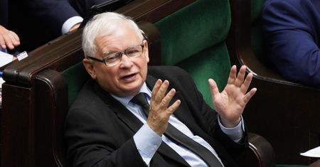 Wraca pomysł podwyżek dla posłów. Inicjatywa Jarosława Kaczyńskiego