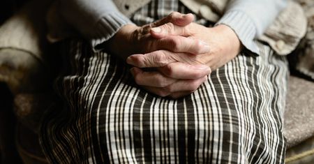 Pani Teresa jest zrozpaczona. Przez drożyznę boi się o życie
