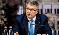 Rozliczenia na Węgrzech. Szukają syna współpracownika Orbana