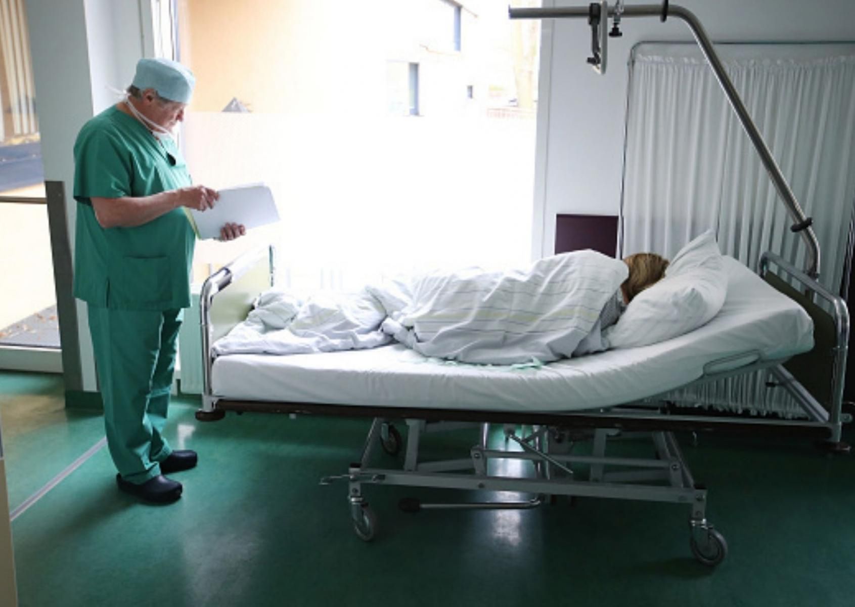 Kobieta dostała zapaści płuc po przechorowaniu COVID-19