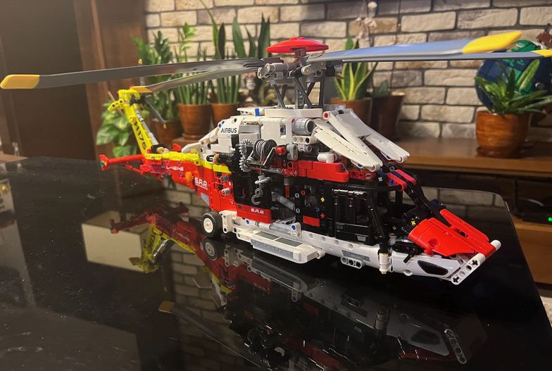 Airbus H175 z klocków LEGO