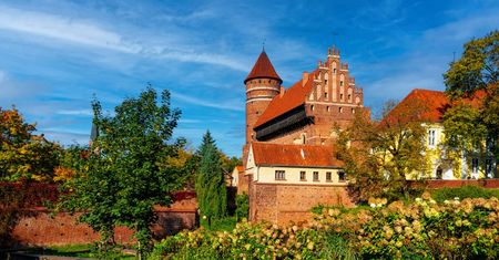Pogoda w Olsztynie. Prognoza na niedzielę 7 grudnia. Całkowite zachmurzenie i zamglenia