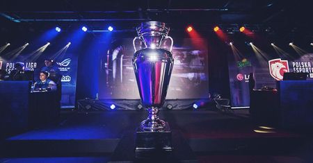 Finały Polskiej Ligi Esportowej: znamy zwycięzców w LOL-a i CS:GO