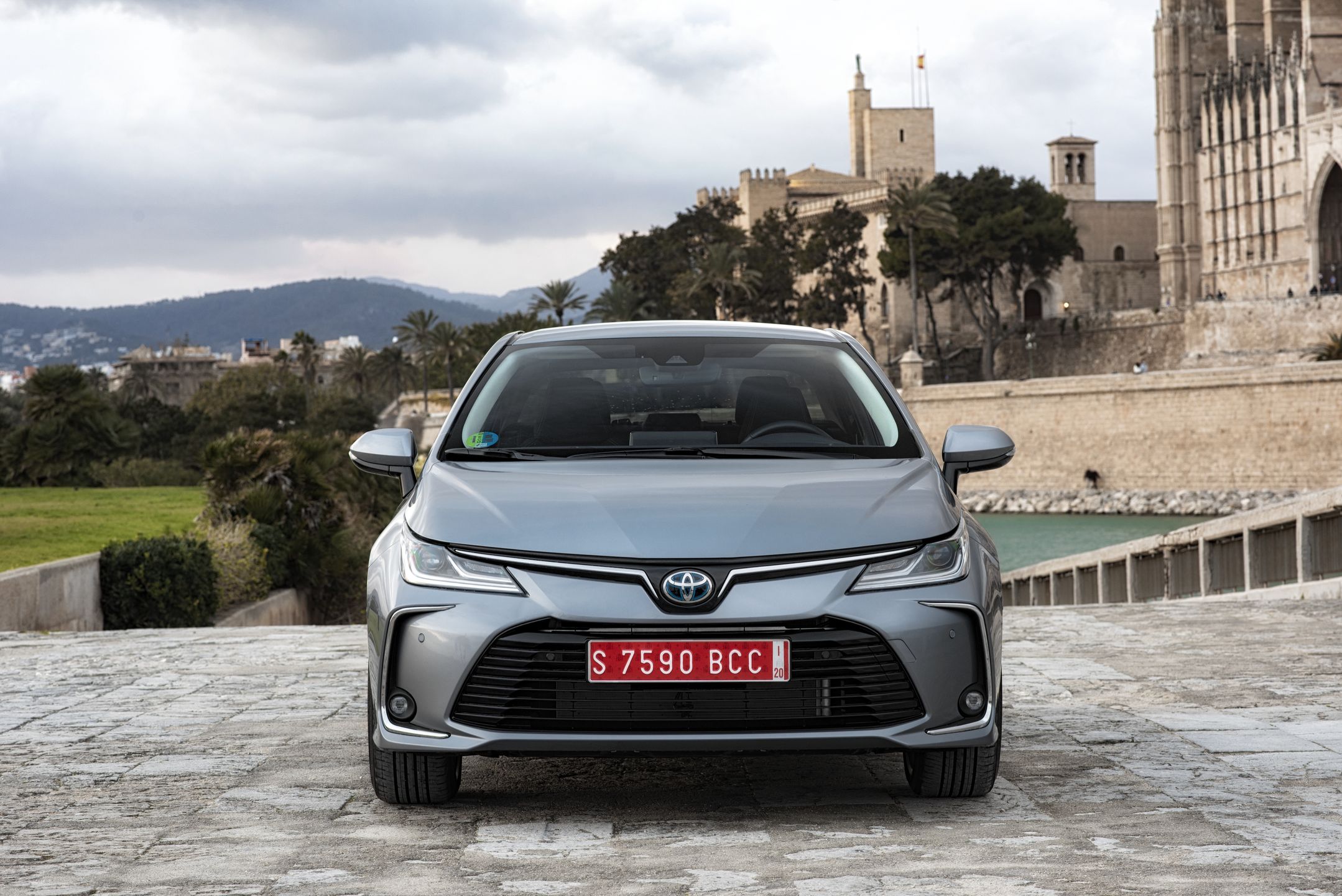 Toyota Corolla sedan