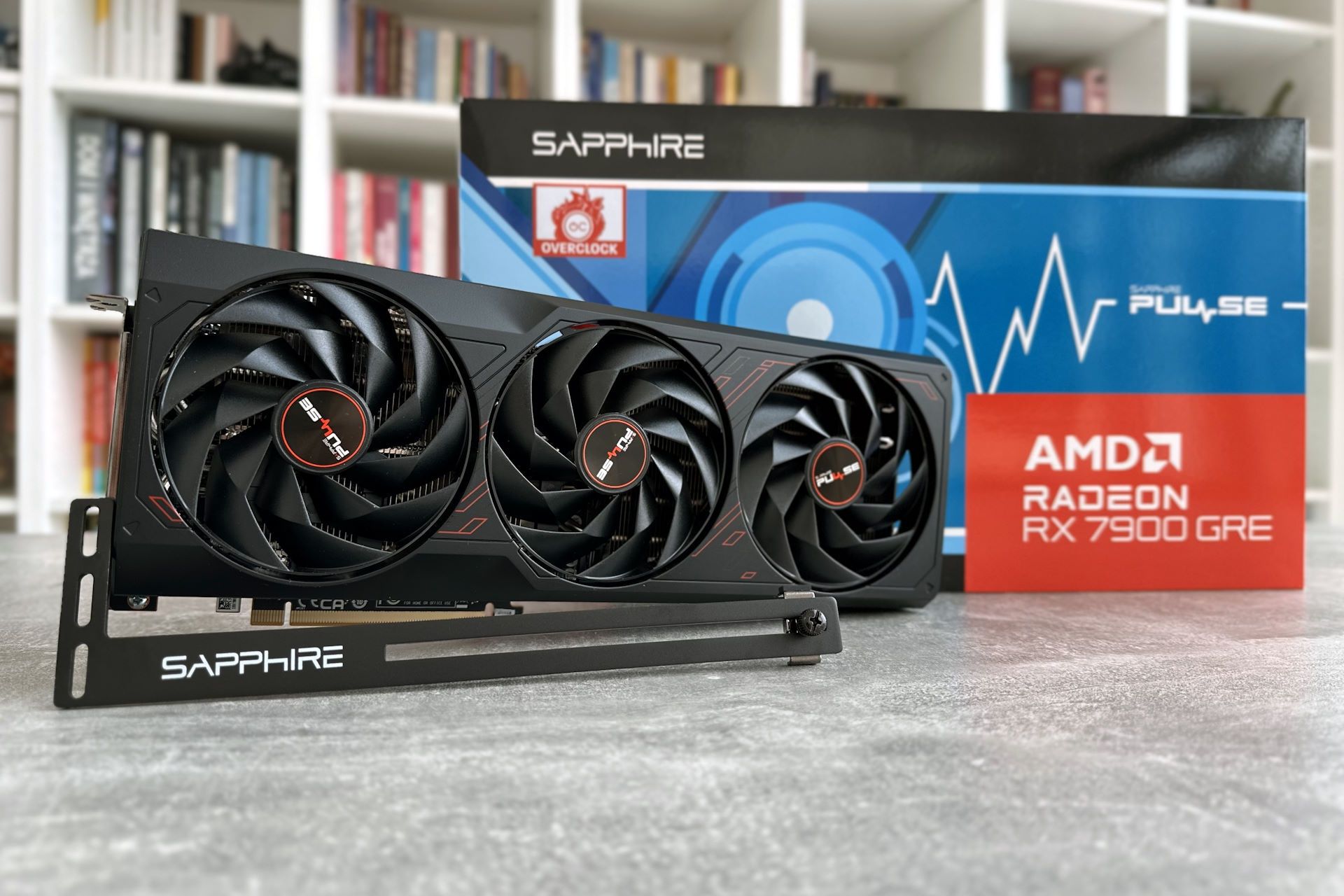 Sapphire Radeon RX 7900 GRE Pulse - zawartość zestawu