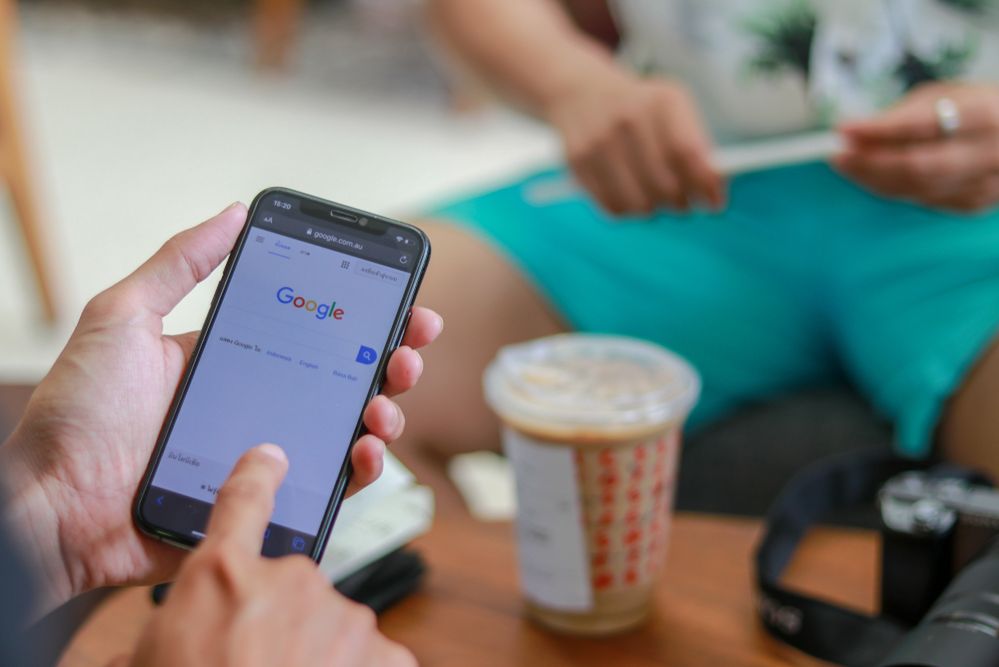 Google musi ujawnić tożsamość autora negatywnej recenzji. Tak zadecydował sąd