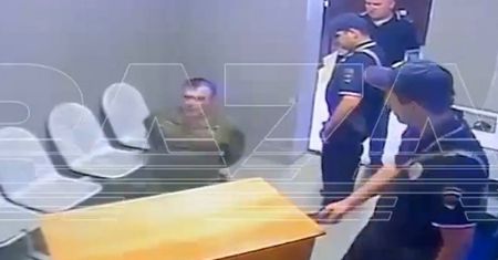 Rosyjscy policjanci skatowali na śmierć "bohatera wojennego". Jest nagranie