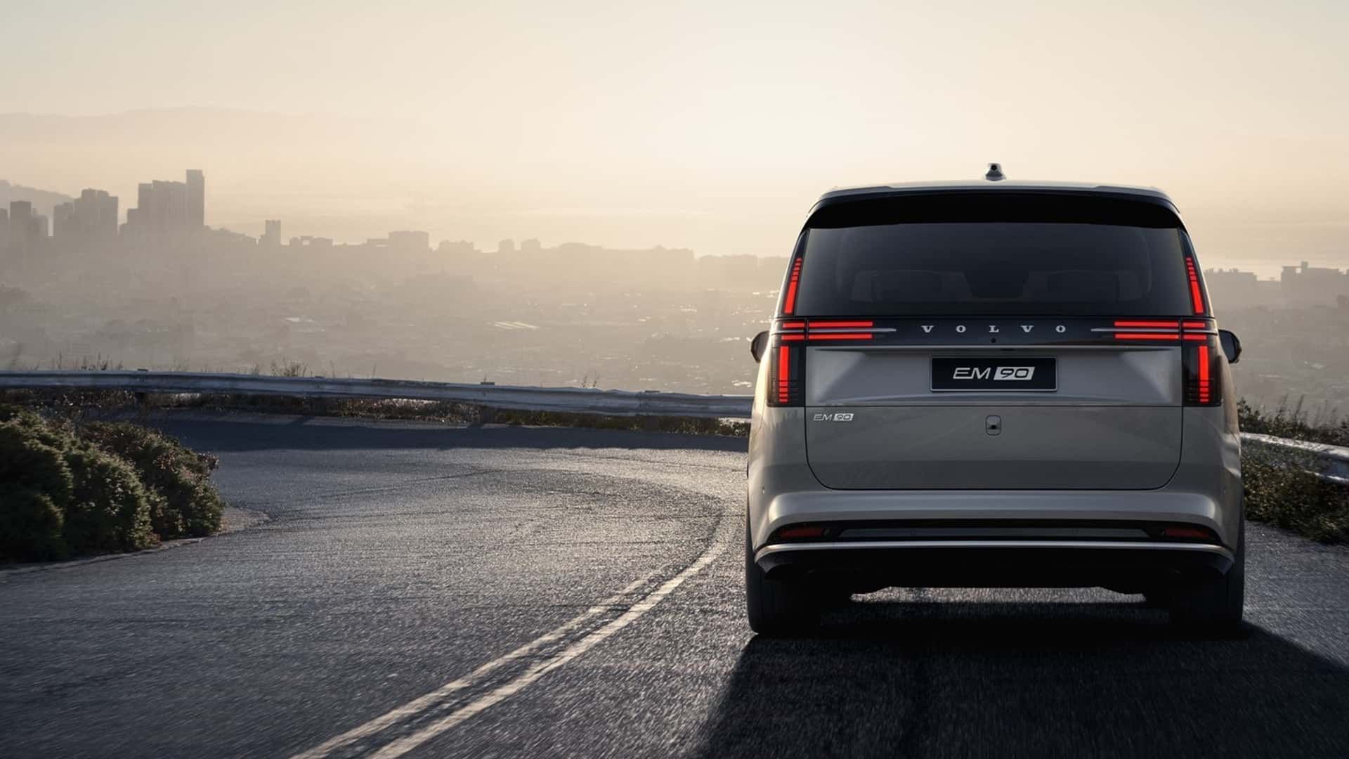 Volvo EM90