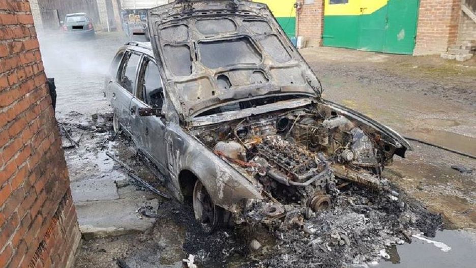 Wygoda. Zwłoki w spalonym BMW. Ofiarą 25-latek?