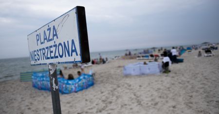 Koronawirus w Polsce. Kąpielisko w Jastarni nieczynne. Kolejne osoby zakażone