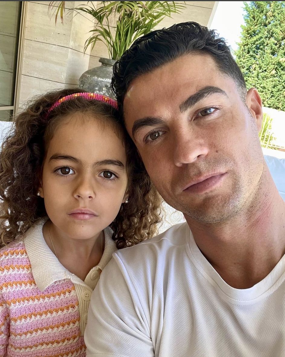 Cristiano Ronaldo świętuje urodziny córki. Pokazał jej zdjęcie
