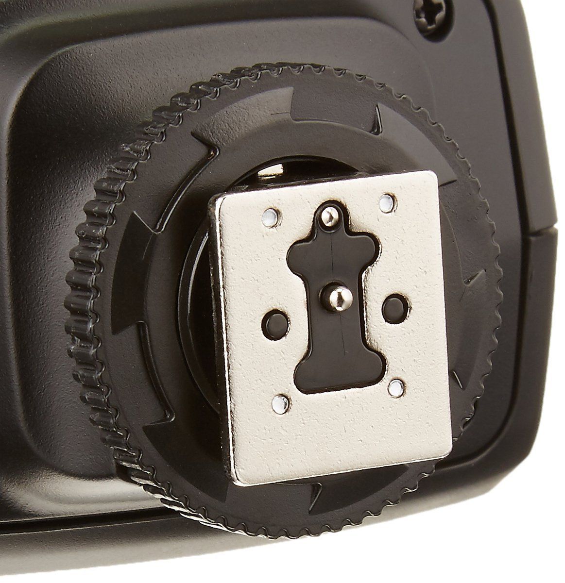AmazonBasic Flash to nowa lampa błyskowa za jedyne 100 zł 7