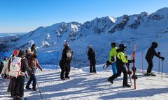 Ferie bez tłumów. Wiadomo, gdzie jeżdżą polscy narciarze