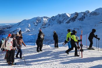 Ferie bez tłumów. Wiadomo, gdzie jeżdżą polscy narciarze