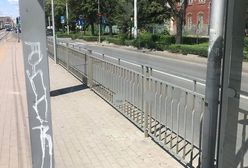 Wrocław. Przystankowe szyby czyste jak łzy. To może zaboleć