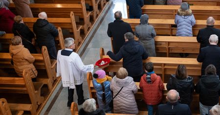Ogromne pieniądze na Kościoły. Raport NIK ujawnia szczegóły