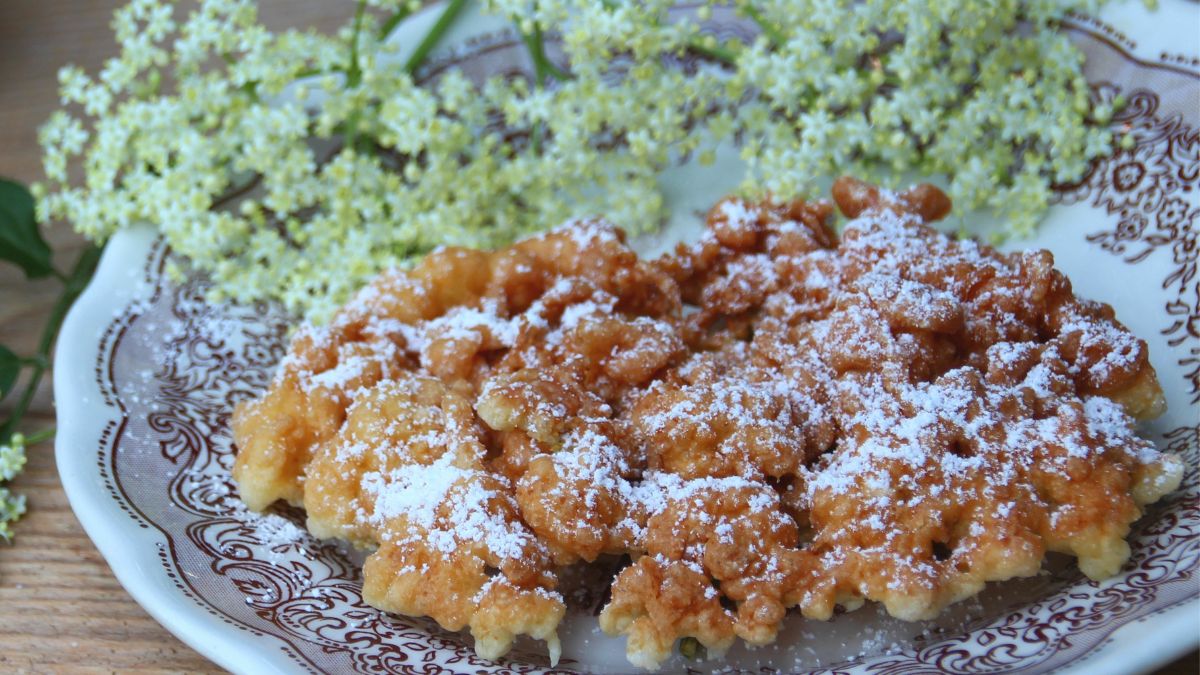 Aromat placuszków z kwiatami bzu pieści zmysły