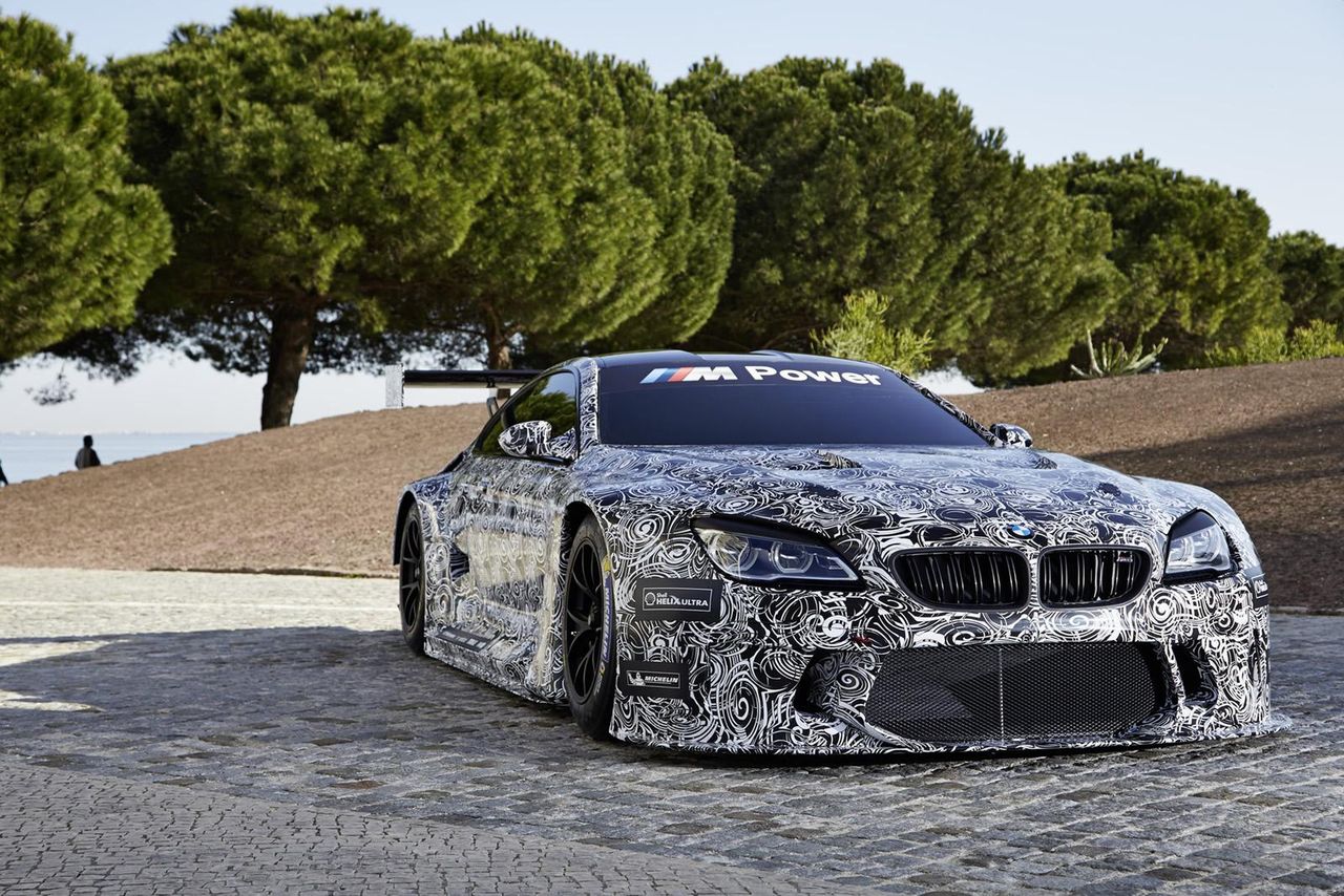 Nowe zdjęcia BMW M6 GT3 z testów w Hiszpanii i Portugalii