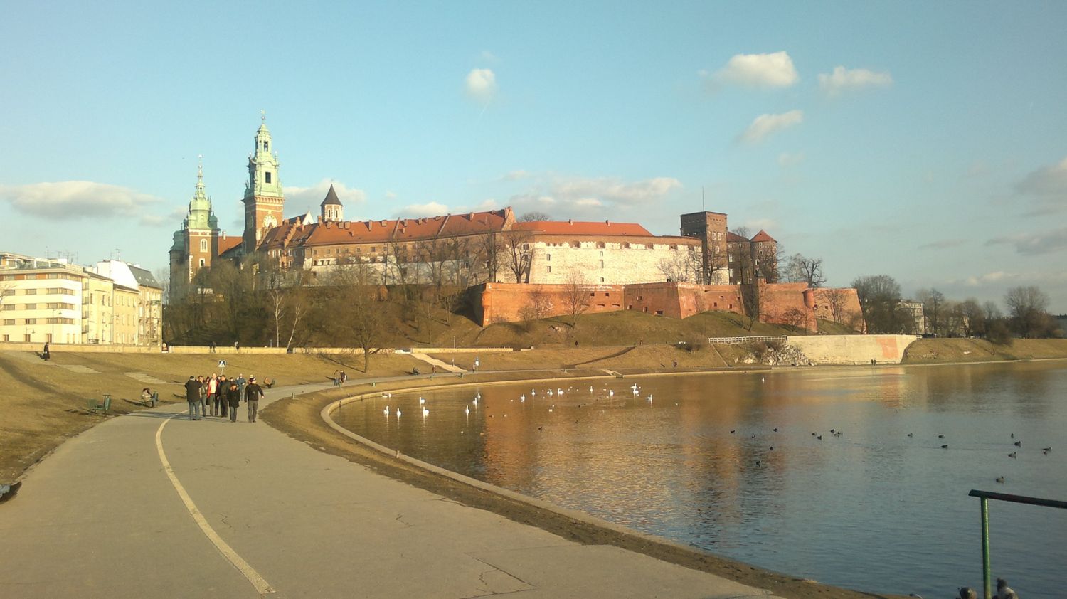 Nokia E7 Communicator - test [cz. 2] 6